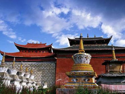 中国传统住宅建筑风格之西藏-八优楼